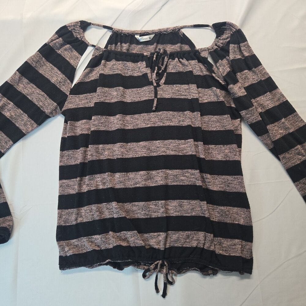 Wallflower Cold Shoulder Striped Top Womens XL Black Pink Keyhole Neck Preppy